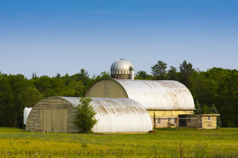 Traditional american yellow barn with blue sky 2025 10 28 21 15 39 utc